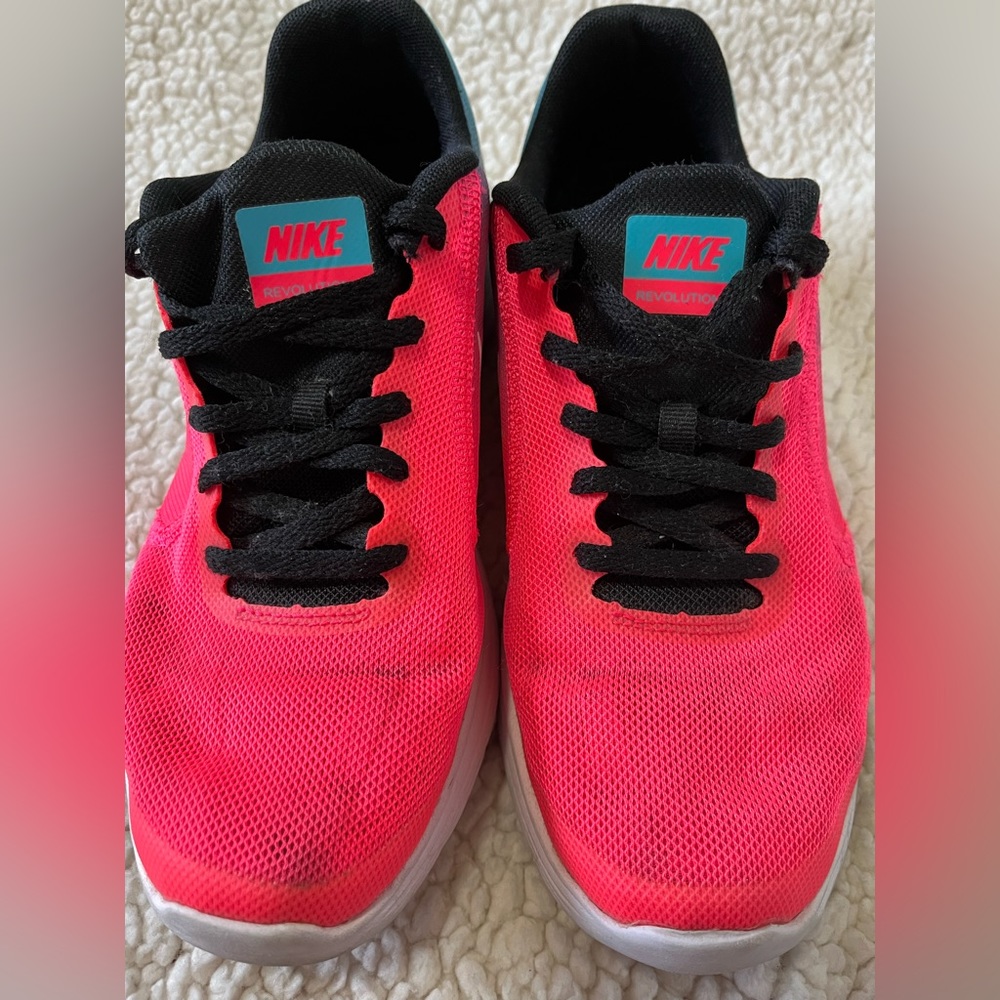 2/$20 Nike Youth Revolution 3 Pink & Blue Lace-up active Running Shoes Sneakers